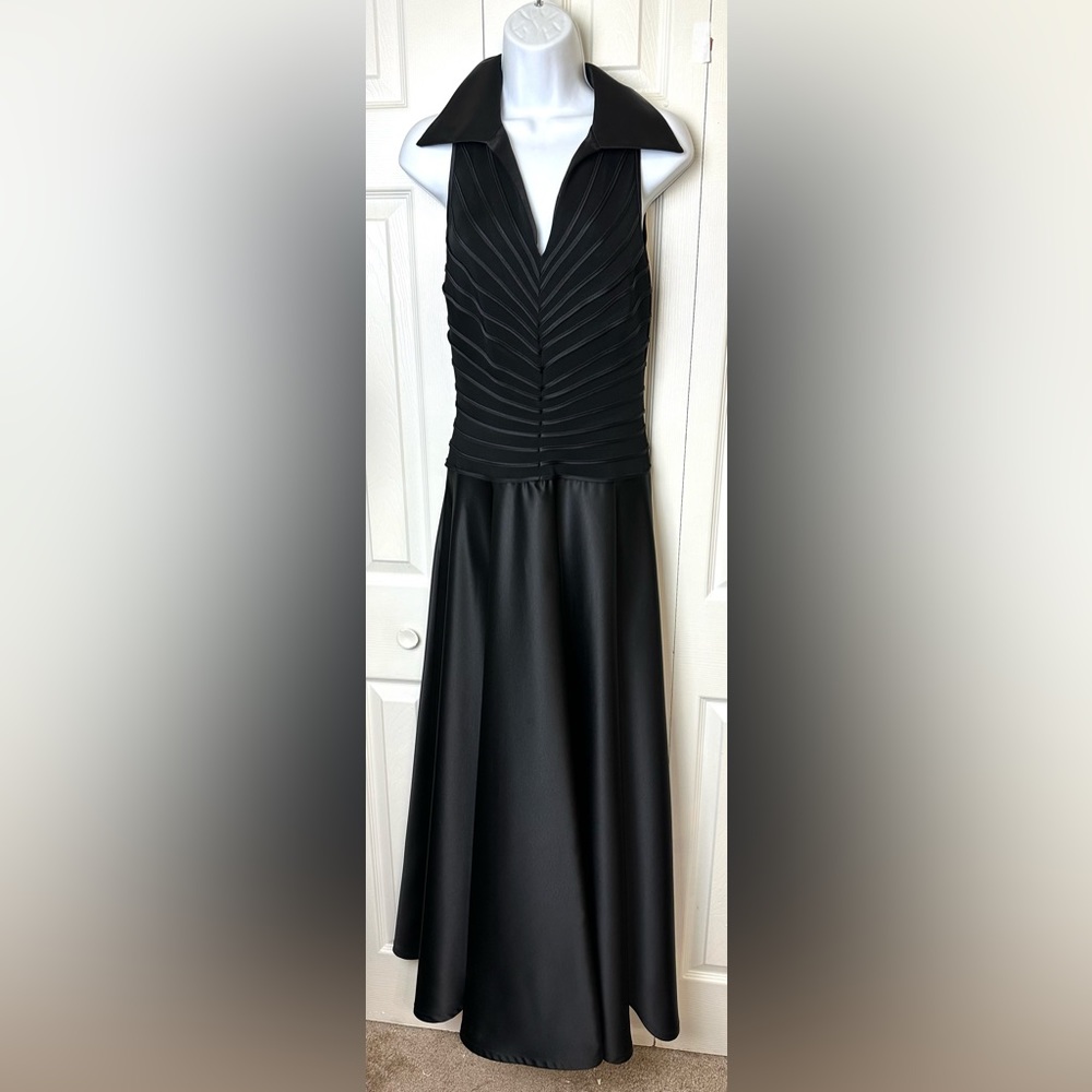 New TADASHI SHOJI Black Evening Gown Black Tie Party Maxi Collared Formal Wear